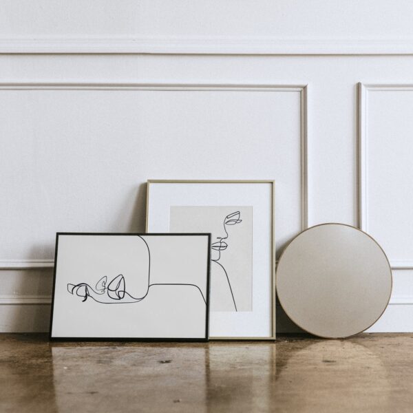Minimalist Women Face One Line Print 3